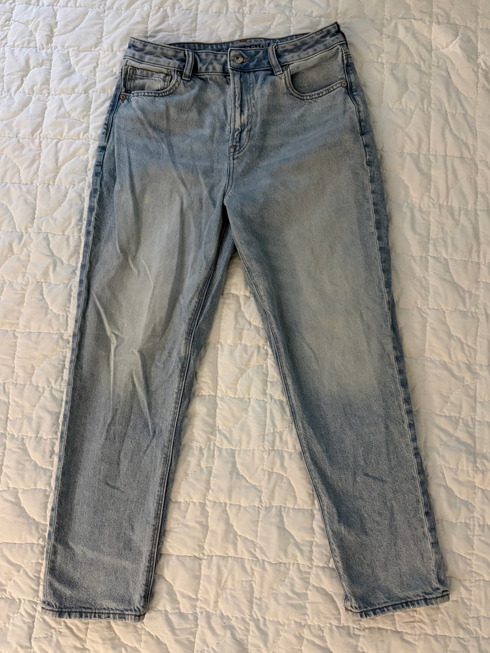 American Eagle Outfitters Light Blue Straight Leg Jeans